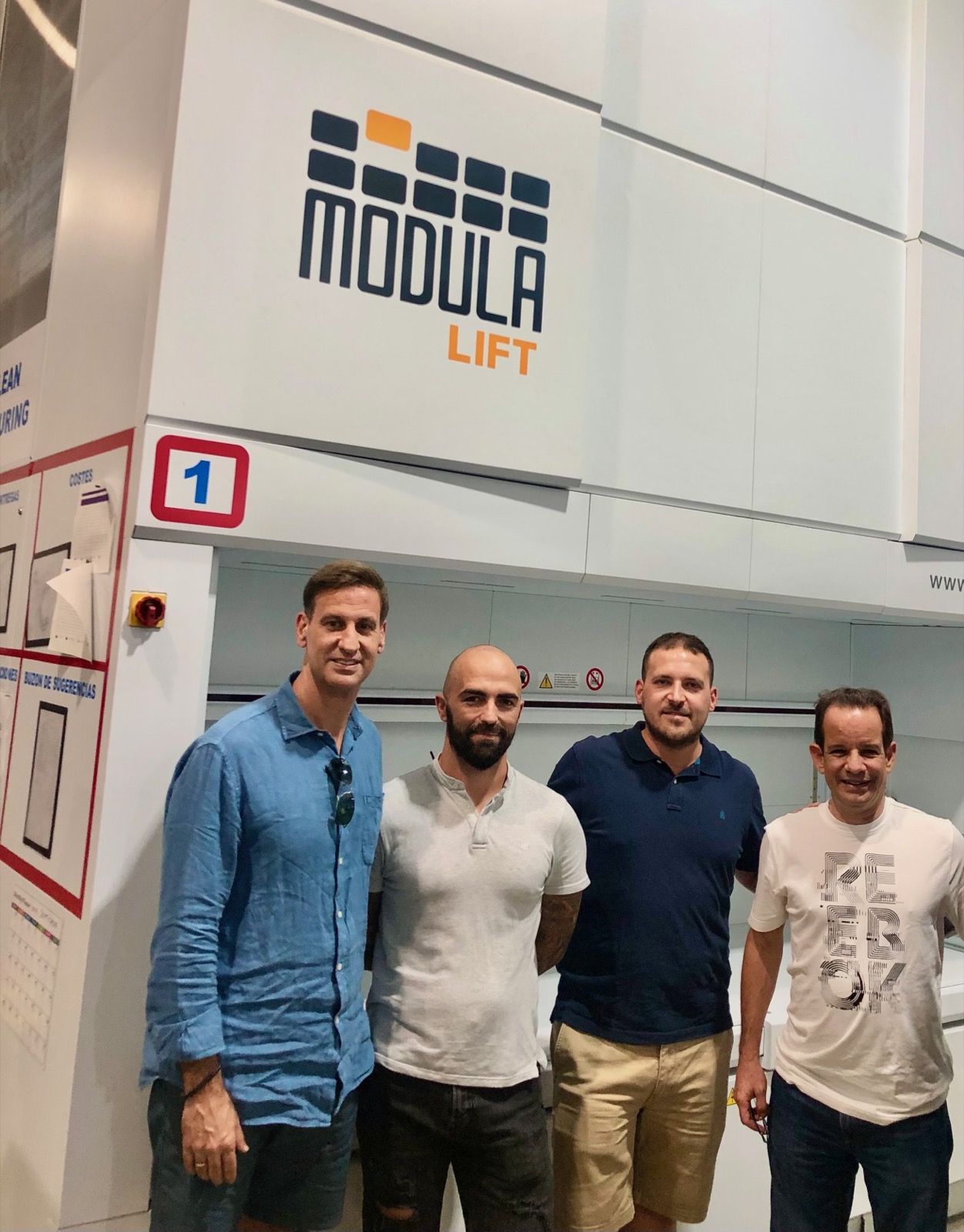 Visita técnica a la planta de Modula Lift en España